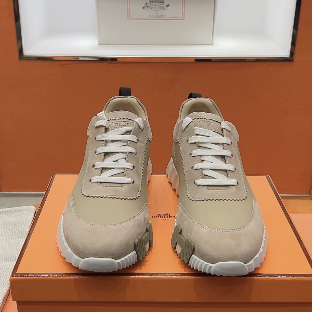 NO:407706,herme…s ss25new arrival~ Hot couples style for counters, the first choice for H home delivery!  It is a classic Hermes model and it will be released in many colors every season. It is definitely one of the most worth buying gifts. I have met a male and female goddess! Don’t miss it!  !  He is super light and comfortable. He is not tired after walking for a long time and is not expensive. There is also a small circle for assisting shoes behind. Top quality products 35-44, can be customized 45 46, casual shoes/sports shoes, hermes, hermes, sneakers19860909herme…s ss25new arrival～ 专柜大热情侣款,H家配货首选鞋履！ 是爱马仕经典款 每一季都会出很多颜色 绝对是最值得买的配货之一 有遇到的男神女神!真的不要错过！！ 他超轻、超舒适 走久不累、价格不贵 后面还有个辅助穿鞋的小圈 顶级精品 35-44,可定做45 46,休闲鞋/运动鞋,hermes,hermes,sneakers,Women's Shoes