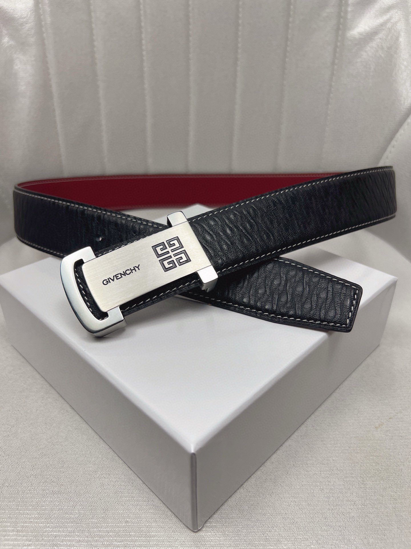 Men’s Lynch Belt with Deer Skin Lining and Symbol Decoration, 4.0 Counter Width - 图片 3