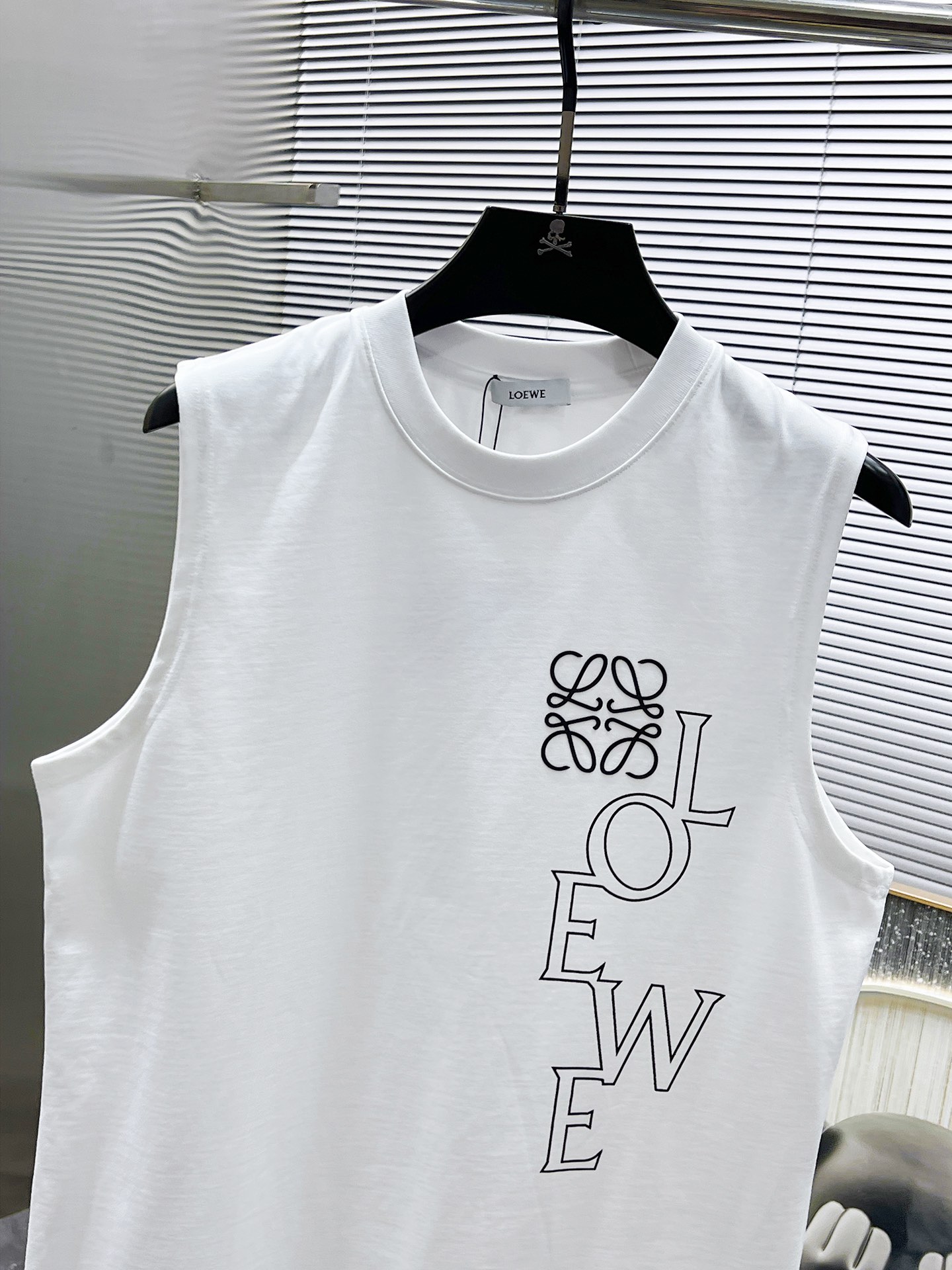 Loewe  T恤服装,loewe 4