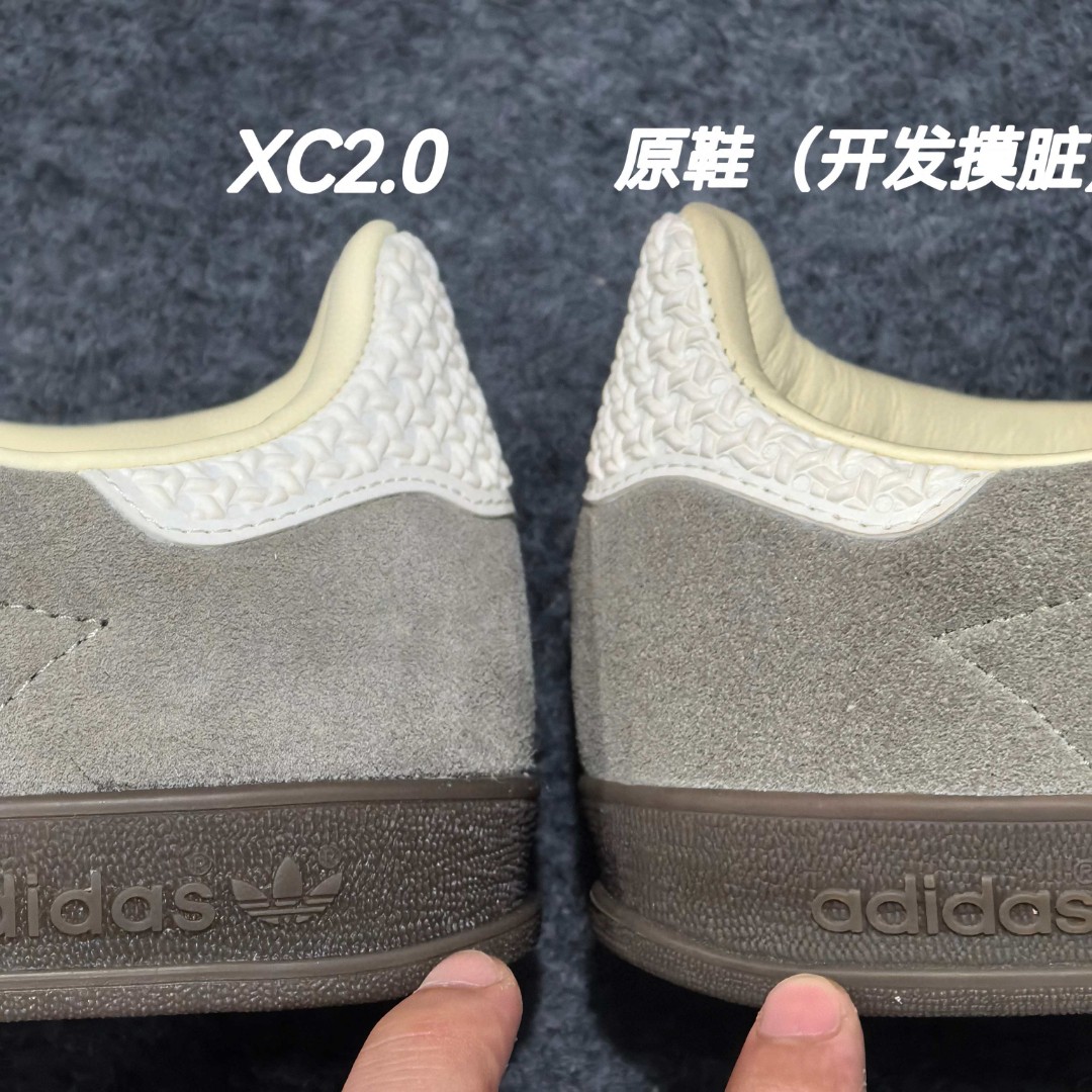 图片[6]-【XC2.0长字版】Adidas Originals Gazelle Indoor 防滑低帮T头德训鞋 GZ复古系列 灰熊 IF1807 纯原大厂出货💪🏻全新同步官方大字体烫金 正确猪八材料 毛绒感质感都特别强 非普通版本 市场顶级版本完美还原zp细节，注意区别市场任何版本，完全不是一路货色‼️ 全鞋原材料打造，无任何色差，正确鞋型，后跟港宝材料定型，正确微透生胶大底，反口内里头层细腻小牛皮，纸板中底 鞋垫背胶，侧面正确烫金压印字母，所有细节完美还原‼️ 尺码：35.5 36 36.5 37 38 38.5 39 40 40.5 41 42 42.5 43 44 44.5 45 46-选品中心