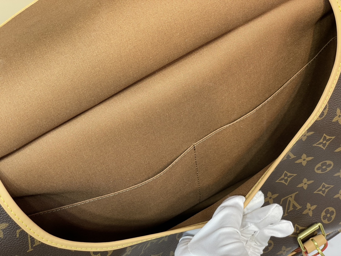 Louis Vuitton Saumur 手袋lv,包,女 7