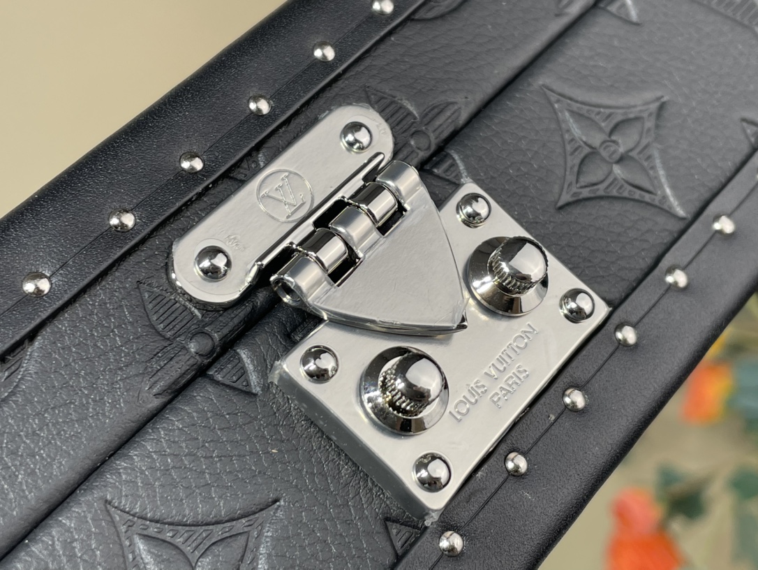 Louis Vuitton Clutch Box Handbaglv,包 6