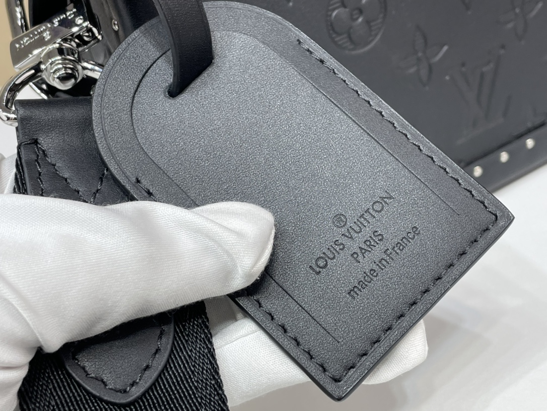 Louis Vuitton Clutch Box Handbaglv,包 7