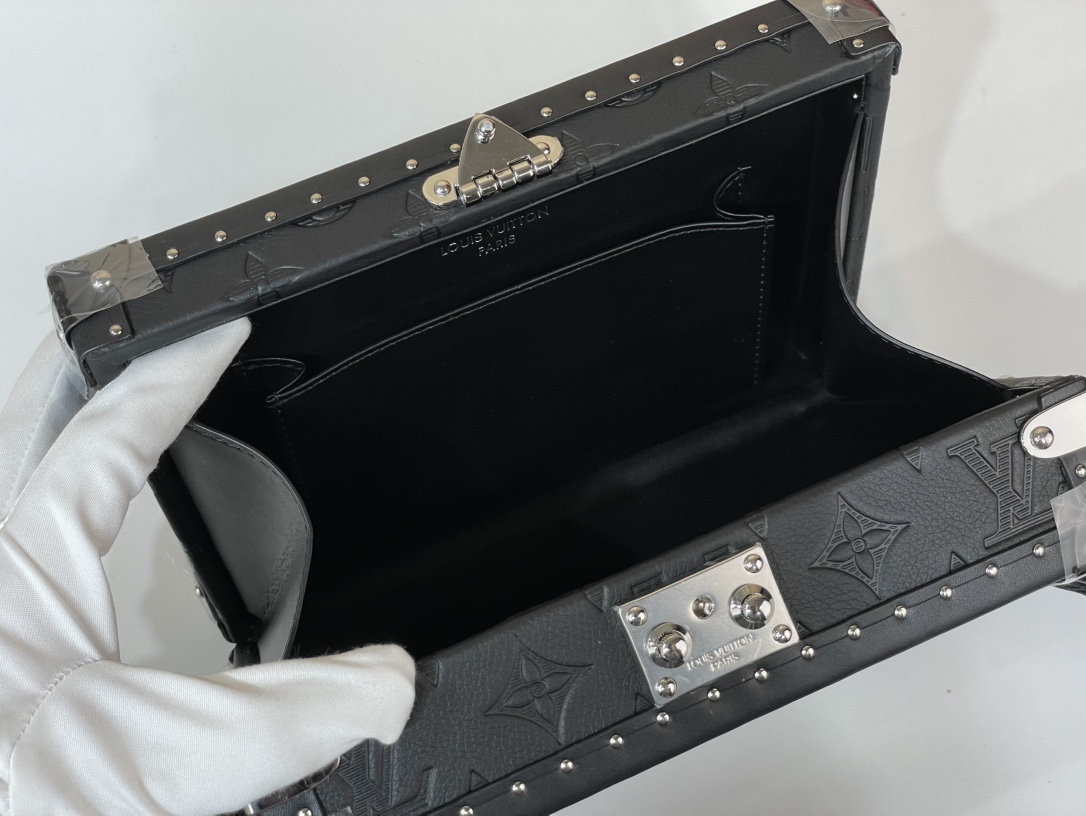 Louis Vuitton Clutch Box Handbaglv,包 8