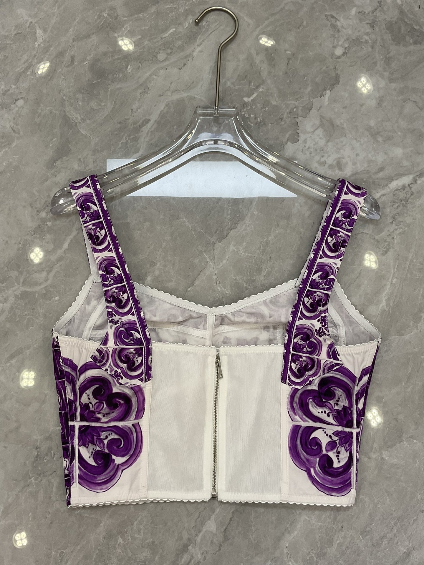 Stylish Women’s Suit Set with New DG Packaging and Purple Cotton Thongs. - 图片 3