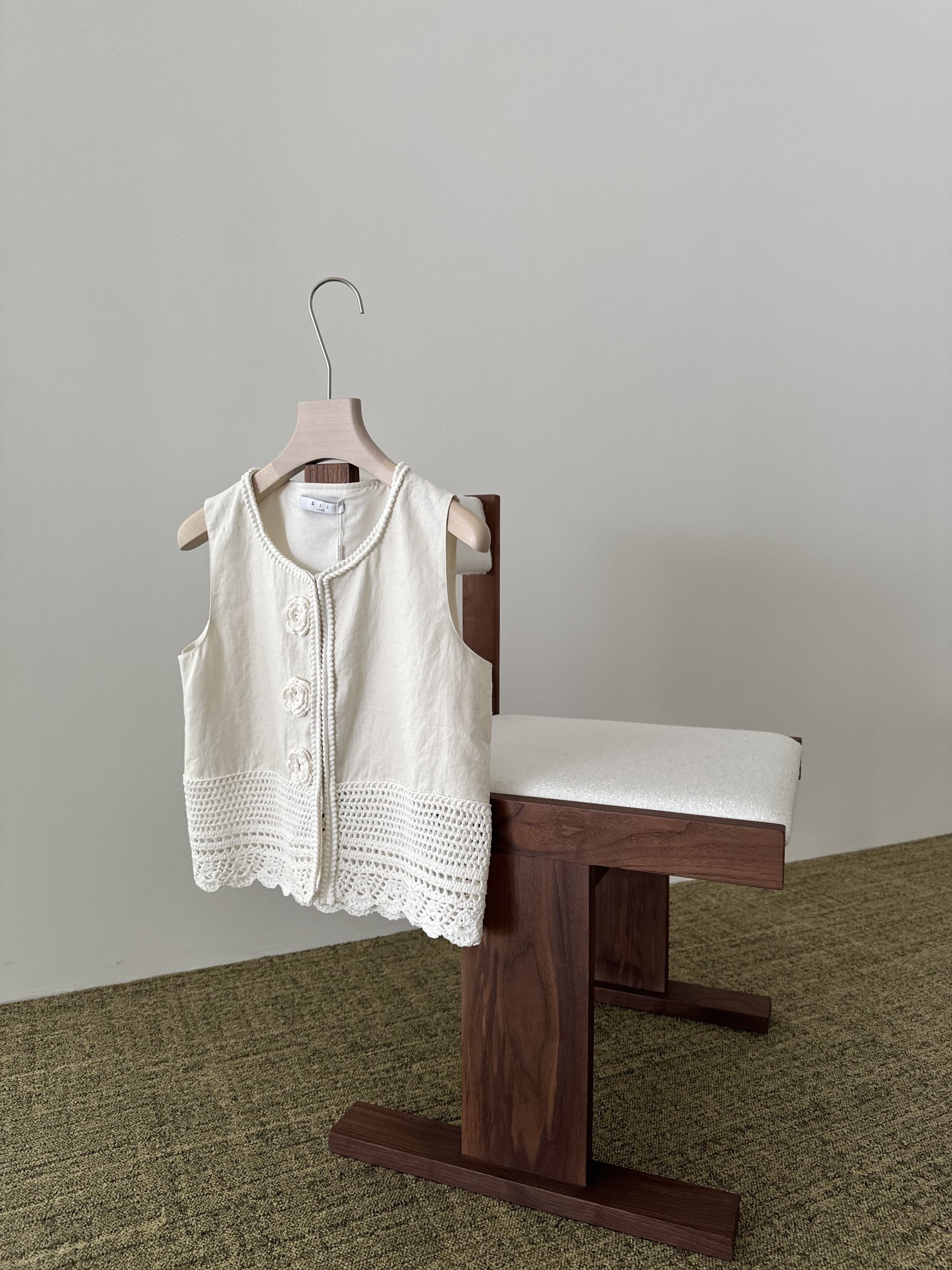 NO:335935,YS ｜New Summer Collection Heavy linen hooked vest Explosion beauty!  Detailed craftsmanship is very exquisite SML, alexander wang19860909YS ｜New Summer Collection 重亚麻钩花马甲 爆炸美！ 细节工艺很精致  SML,,alexander wang,Women's clothing