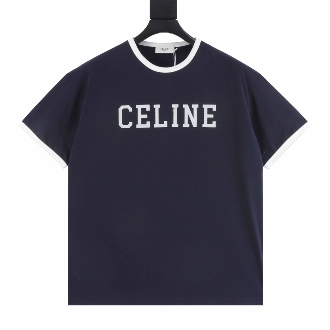 Celine 塞琳 贴布绣花字母圆领短袖T恤 三标齐全 采用高端索罗娜布料，前幅采用贴布绣花工艺 手感非常舒服 OS落肩版型，时尚又个性，超级百搭的一款！螺纹领口不松垮 高温固色 通肩拉条工艺。男女同款 Size: XS-L