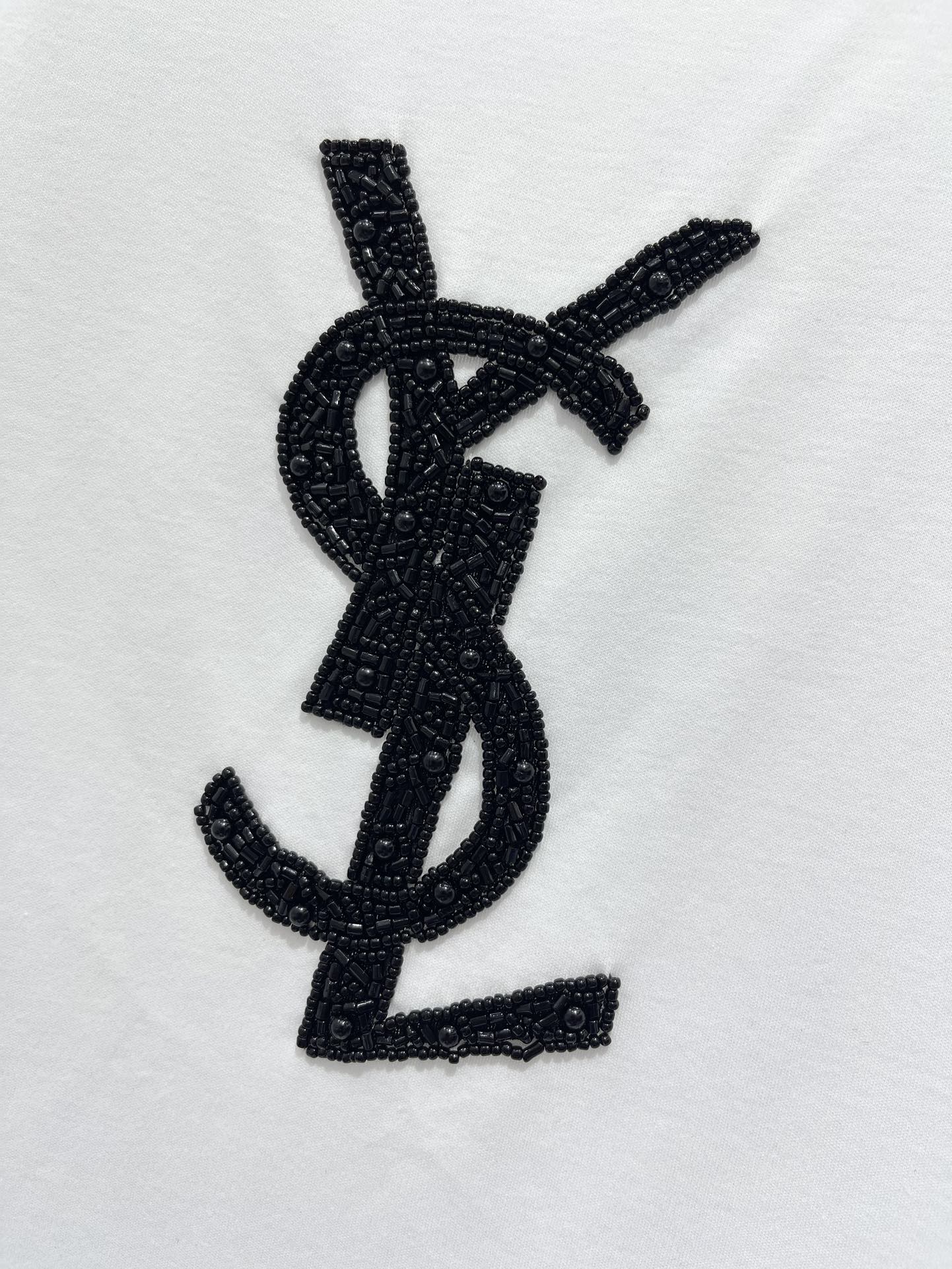 YSL Women's Hand-Embroidered Logo Cotton Short Sleeve T-Shirt 5 i1747562785 3923 3