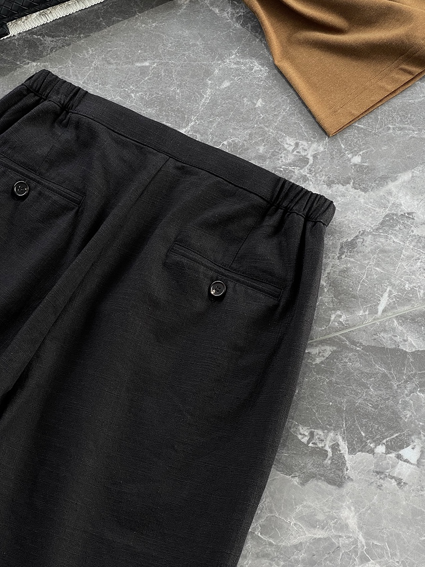 Loro Piana 夏季新款休闲短裤，贸易公司渠货源，高端成衣系列，顶级品相，纯正血统臻品，专柜主推在