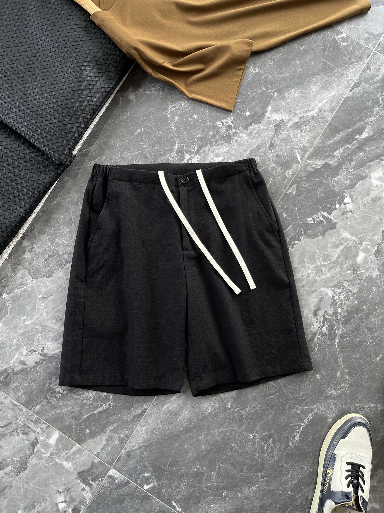 Loro Piana 夏季新款休闲短裤，贸易公司渠货源，高端成衣系列，顶级品相，纯正血统臻品，专柜主推在