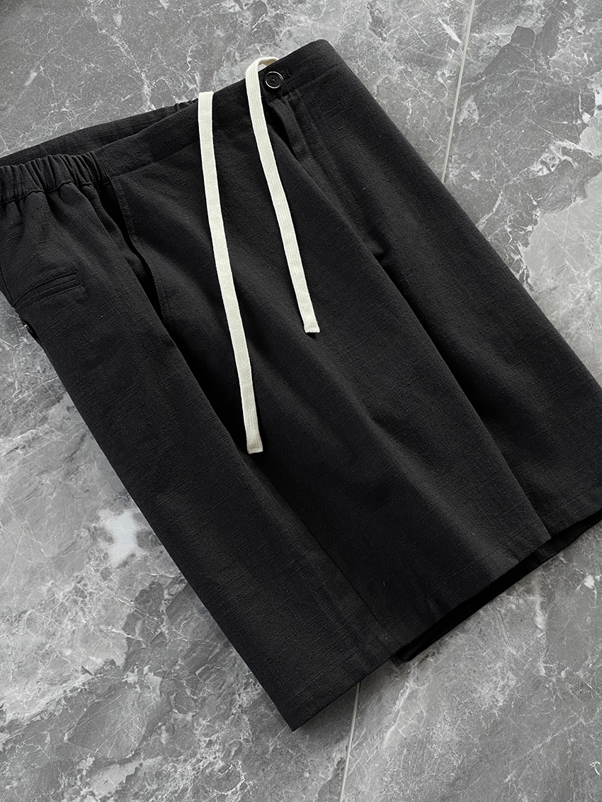 Loro Piana 夏季新款休闲短裤，贸易公司渠货源，高端成衣系列，顶级品相，纯正血统臻品，专柜主推在