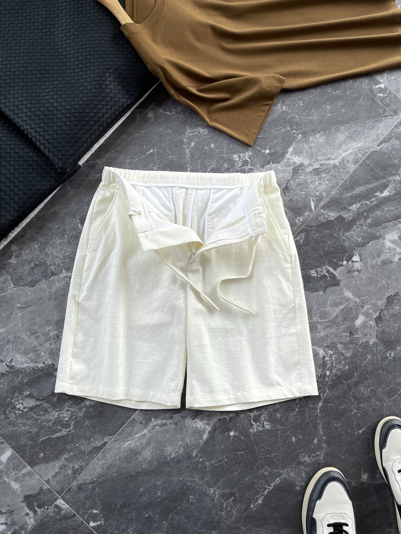 Loro Piana 夏季新款休闲短裤，贸易公司渠货源，高端成衣系列，顶级品相，纯正血统臻品，专柜主推在