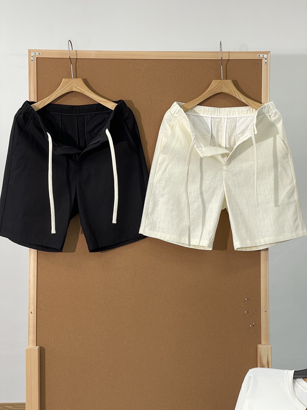 Loro Piana 夏季新款休闲短裤，贸易公司渠货源，高端成衣系列，顶级品相，纯正血统臻品，专柜主推在