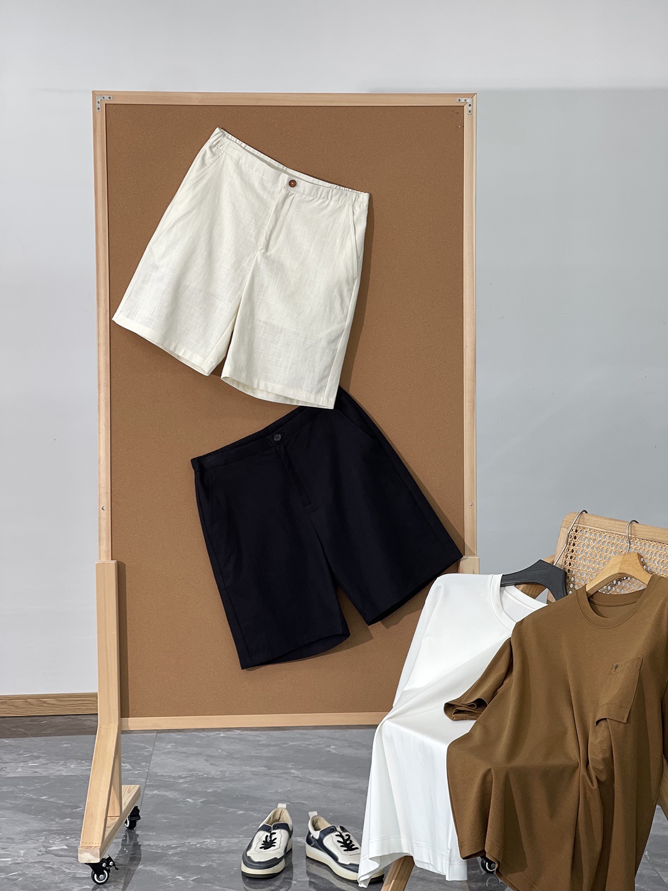 Loro Piana 夏季新款休闲短裤，贸易公司渠货源，高端成衣系列，顶级品相，纯正血统臻品，专柜主推在