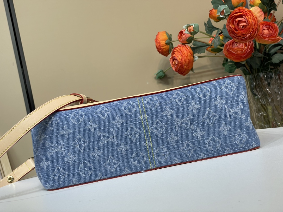 Louis Vuitton DAUPHINE SOFT 手袋lv,包 4 Louis Vuitton DAUPHINE SOFT 手袋lv,包 4