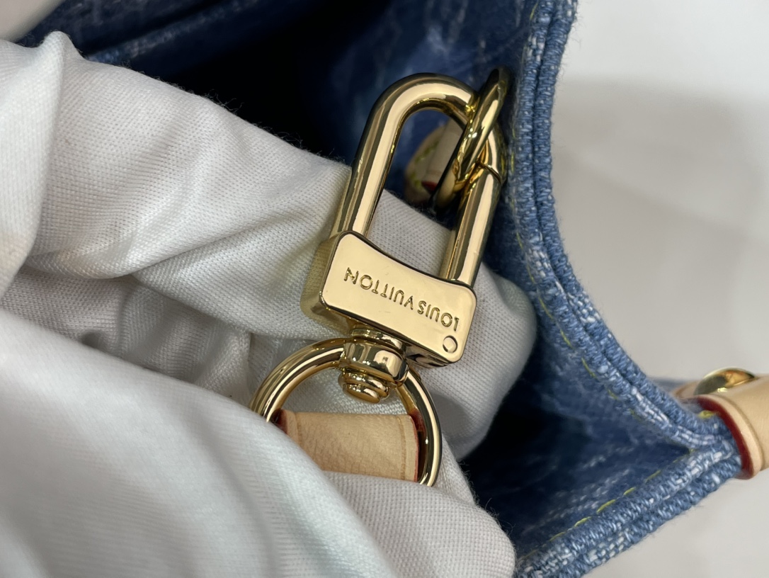 Louis Vuitton Monogram 手袋lv,包 7