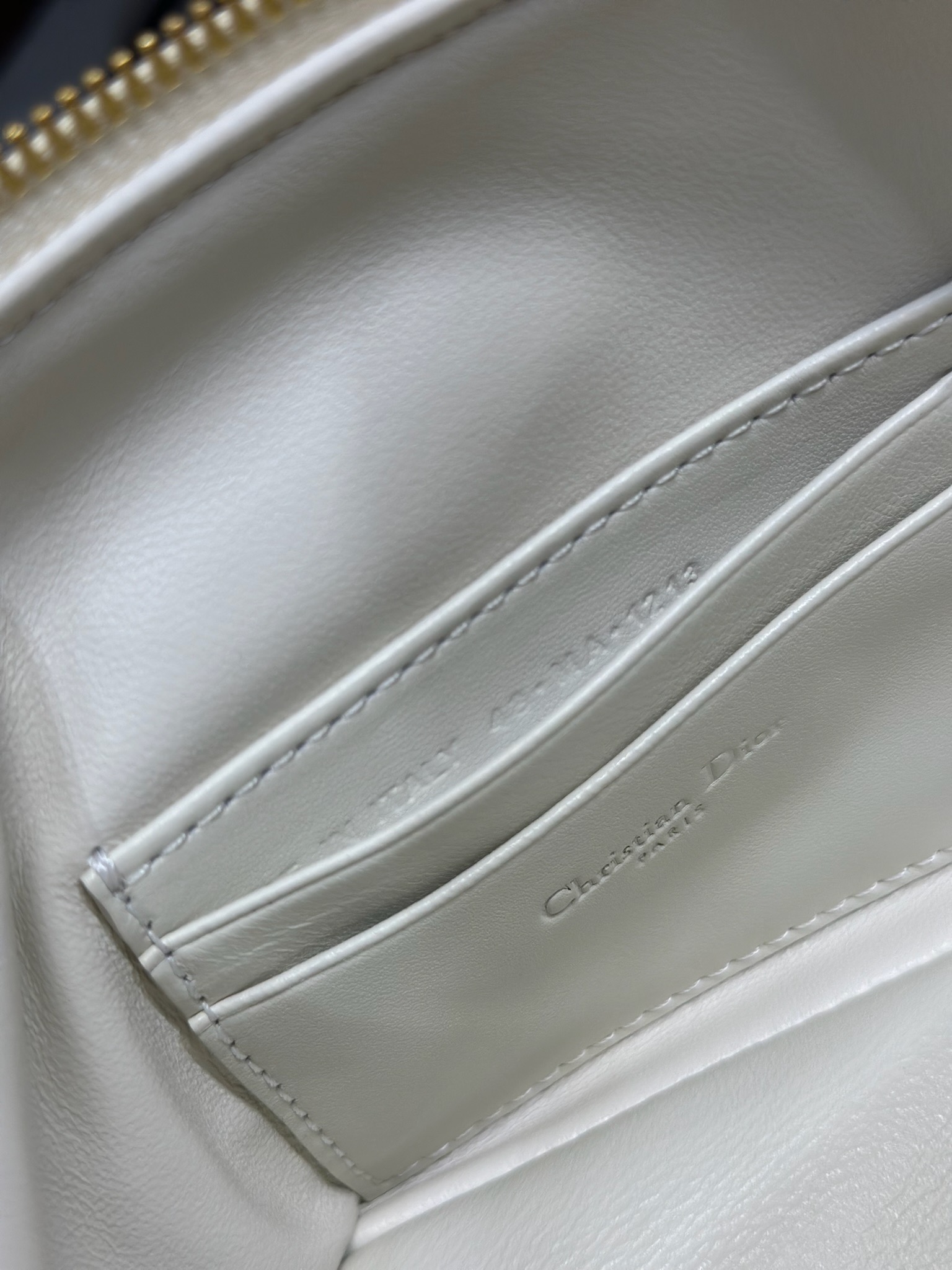 Diorrstar Hobo Chain Bag White Lambskin Leather, Adjustable CD Chain Shoulder Strap 8 i1747635909 567 8