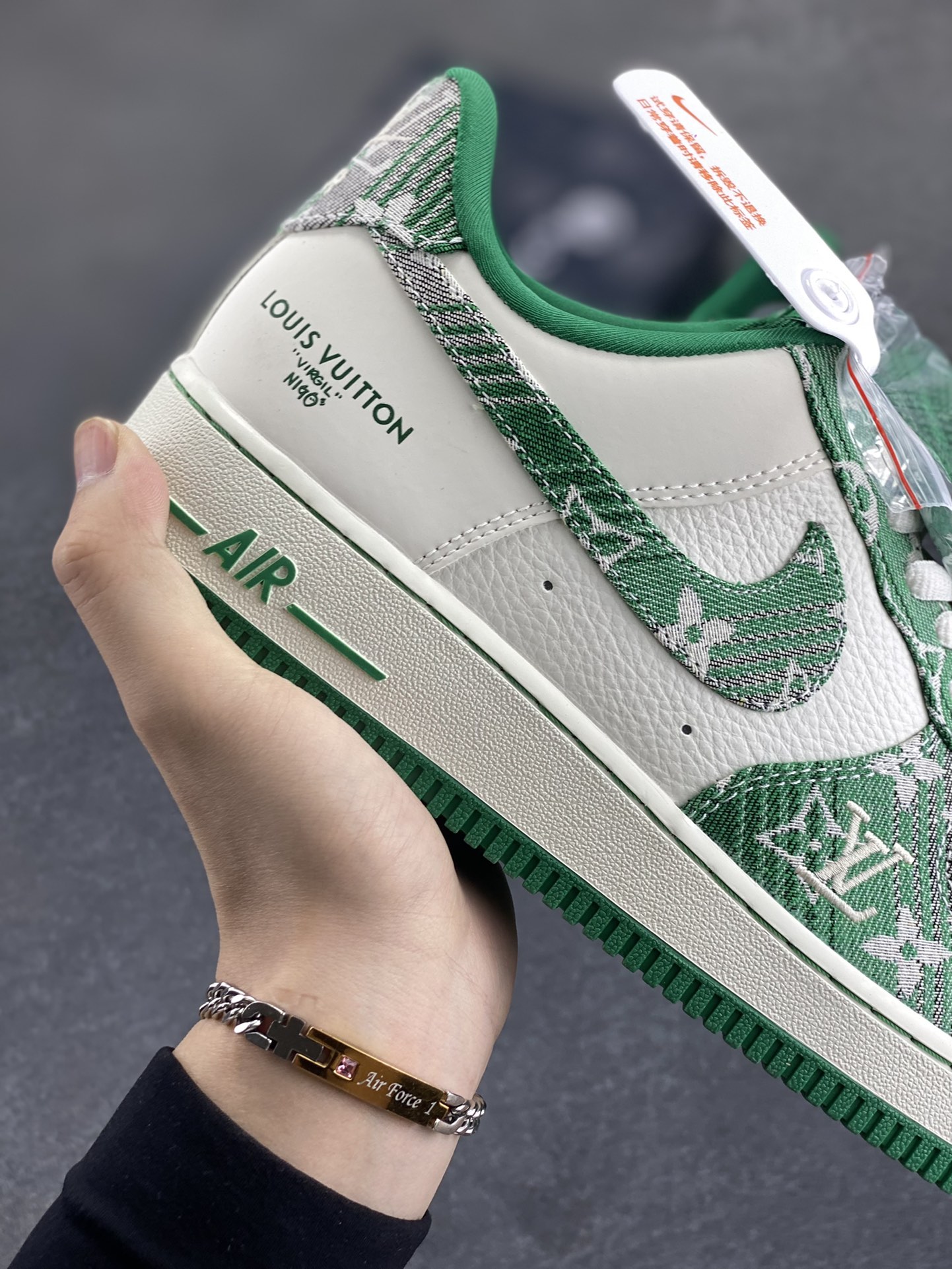 图片[6]-NIke Air Force 1 \’07 Low “LV联名”空军一号 低帮 运动鞋 休闲鞋 折边针车 工艺难度大 原楦头原纸板 原装鞋盒 定制五金配件 内置全掌气垫 原厂鞋底 货号：SC9207-538 尺码：36 36.5 37.5 38 38.5 39 40 40.5 41 42 42.5 43 44 44.5 45-选品中心