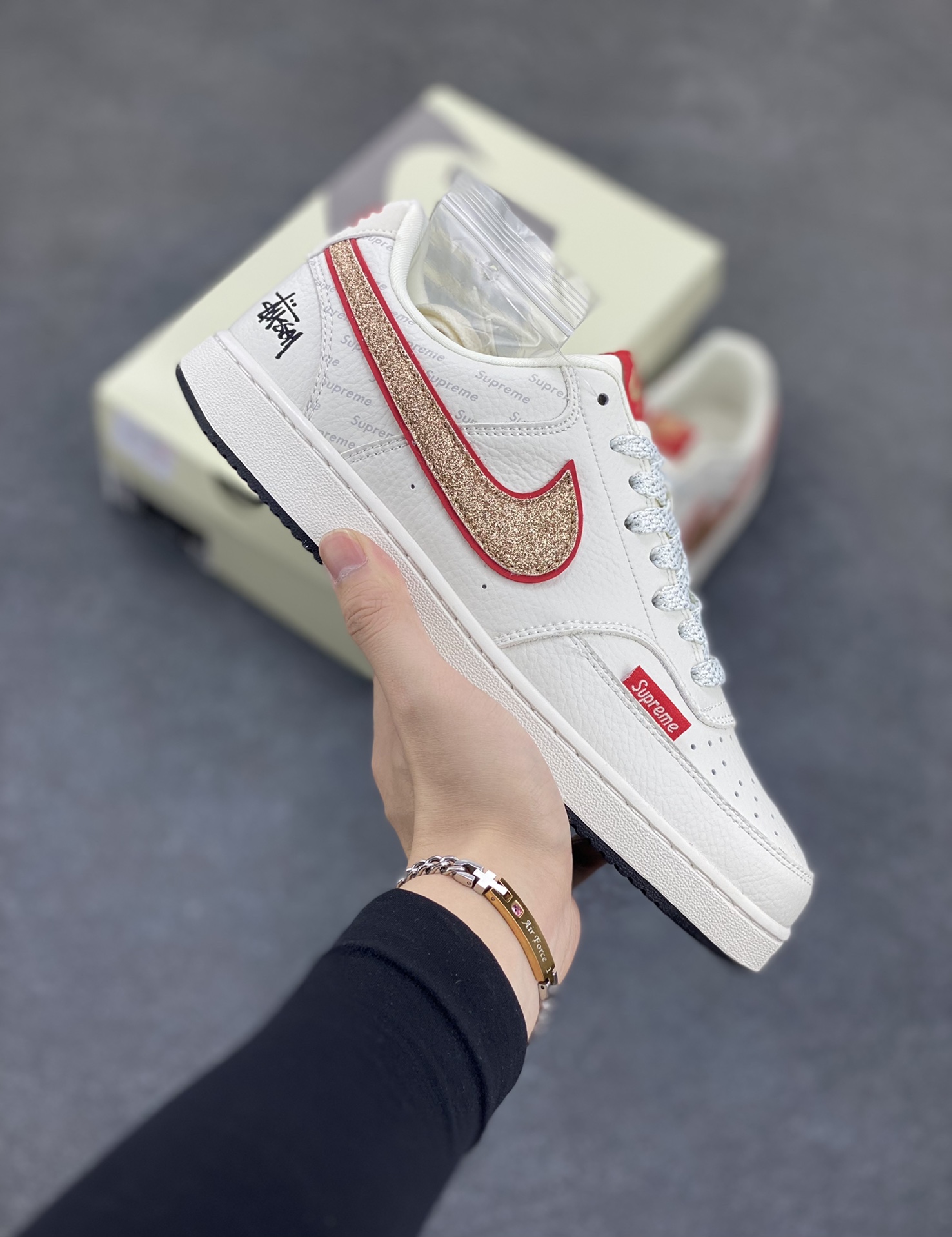 海外爆款 ZP订单 NIKE EBERNON Low prm 小空军低帮百搭透气休闲运动板鞋 独家头层版本 原数据独家私模大底 纯正版型 清洁度完美 货号:FD5188-126 尺码:36 36.5 37.5 38 38.5 39 40 40.5 41 42 42.5 43 44 44.5 45-选品中心