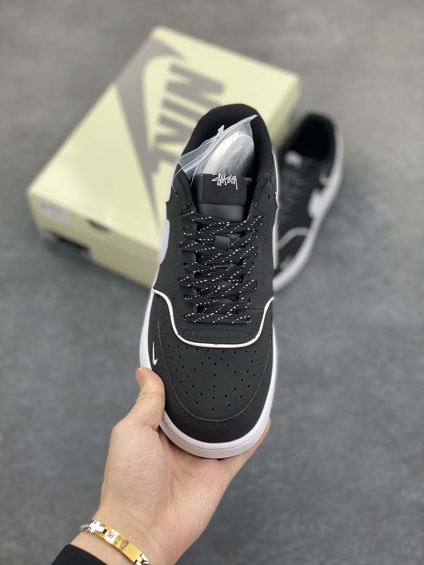 图片[2]-海外爆款 ZP订单 NIKE EBERNON Low prm 小空军低帮百搭透气休闲运动板鞋 独家头层版本 原数据独家私模大底 纯正版型 清洁度完美 货号：FD5188-113 尺码：36 36.5 37.5 38 38.5 39 40 40.5 41 42 42.5 43 44 44.5 45-选品中心