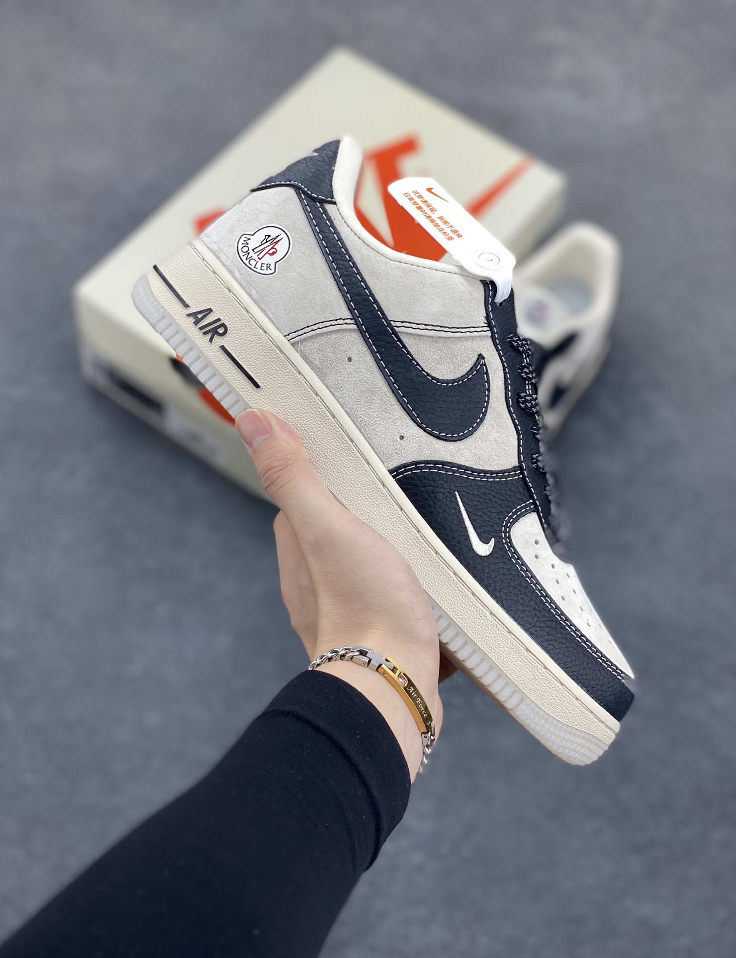 NIke Air Force 1 \'07 Low “蒙口联名--黑荔纹猪八”空军一号 低帮 运动鞋 休闲鞋 折边针车 工艺难度大 原楦头原纸板 原装鞋盒 定制五金配件 内置全掌气垫 原厂鞋底 货号：CH6336-514 尺码：36 36.5 37.5 38 38.5 39 40 40.5 41 42 42.5 43 44 44.5 45-选品中心