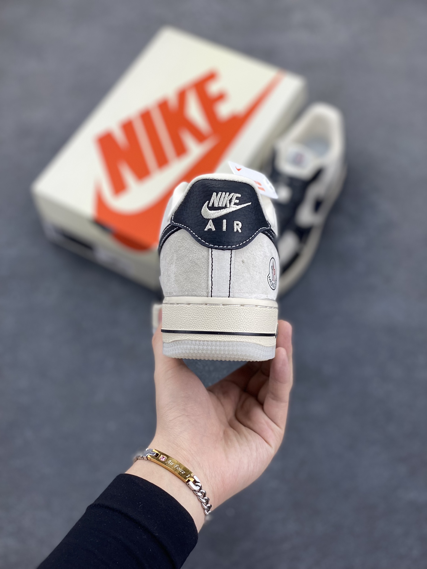 图片[4]-NIke Air Force 1 \’07 Low “蒙口联名–黑荔纹猪八”空军一号 低帮 运动鞋 休闲鞋 折边针车 工艺难度大 原楦头原纸板 原装鞋盒 定制五金配件 内置全掌气垫 原厂鞋底 货号：CH6336-514 尺码：36 36.5 37.5 38 38.5 39 40 40.5 41 42 42.5 43 44 44.5 45-选品中心