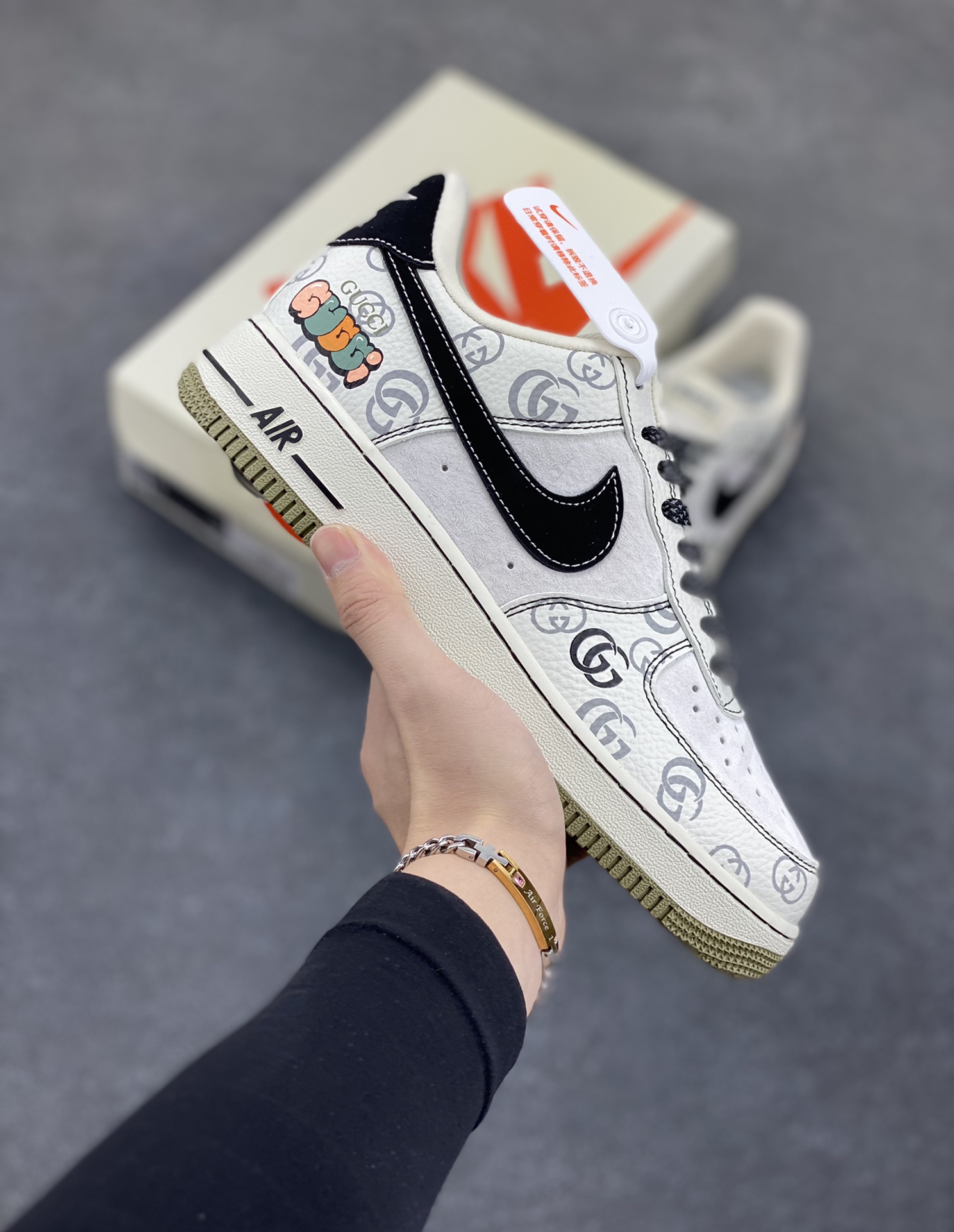 NIke Air Force 1 \’07 Low “古驰联名–经典花纹”空军一号 低帮 运动鞋 休闲鞋 折边针车 工艺难度大 原楦头原纸板 原装鞋盒 定制五金配件 内置全掌气垫 原厂鞋底 货号:CH6336-516 尺码:36 36.5 37.5 38 38.5 39 40 40.5 41 42 42.5 43 44 44.5 45-选品中心