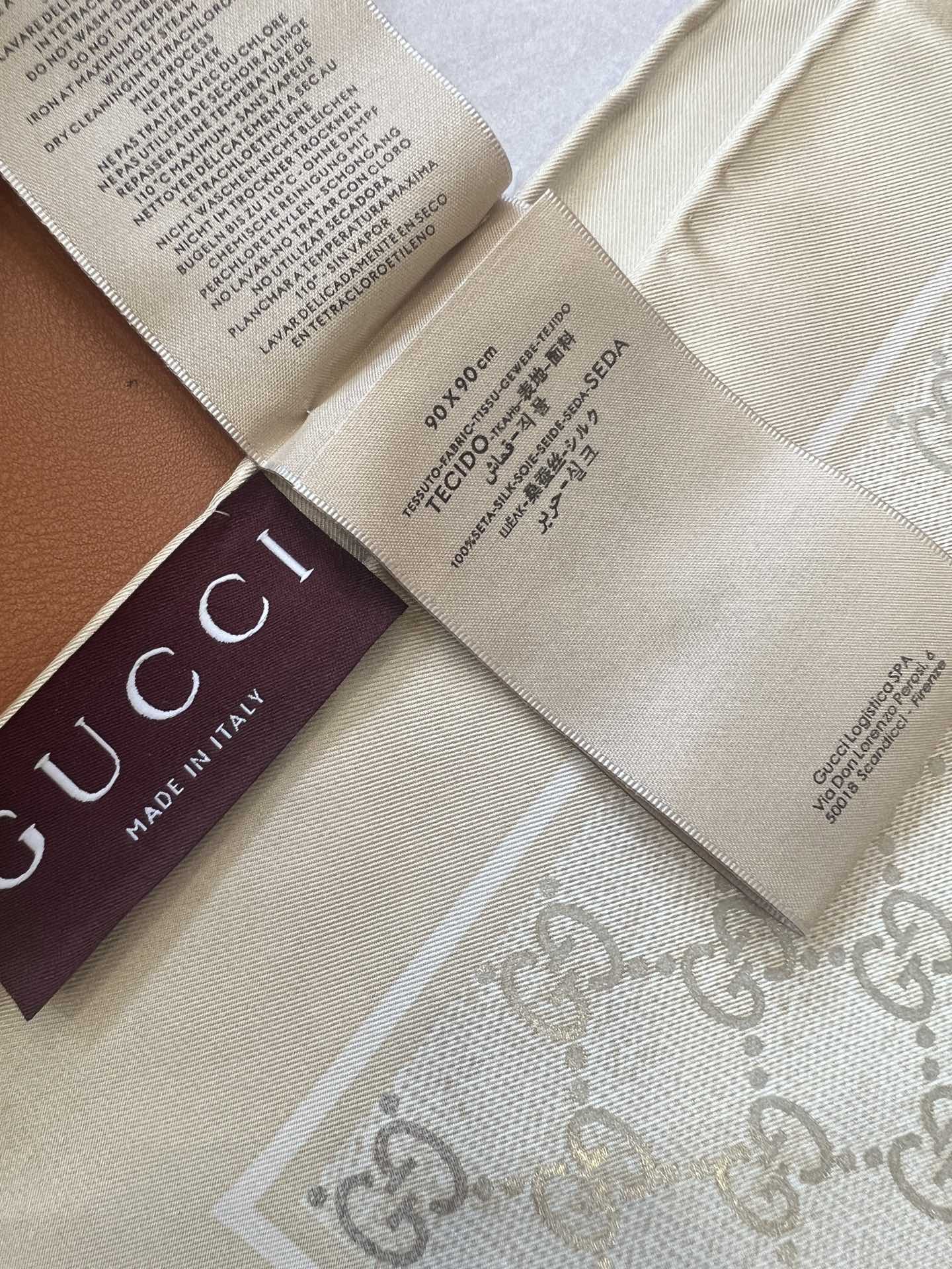 [Gucci Scarves]