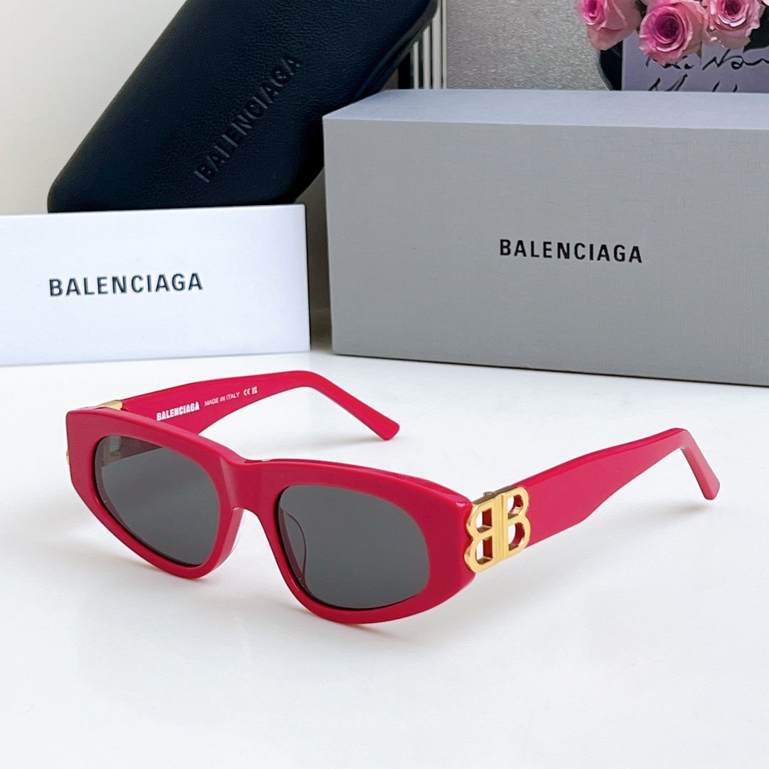  BALENCIAGA BB0095 高版本
Size53口19-135 巴黎世家双B标志
最新官网11