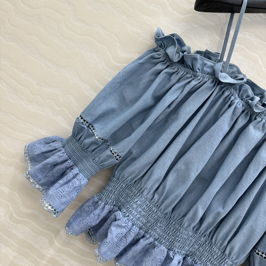 独家首发！高端原单品质，⛱️ zm南法度假风穿搭，波嬉风 法式刺绣拼接一字肩 吊带 泡泡袖 三种穿法牛仔