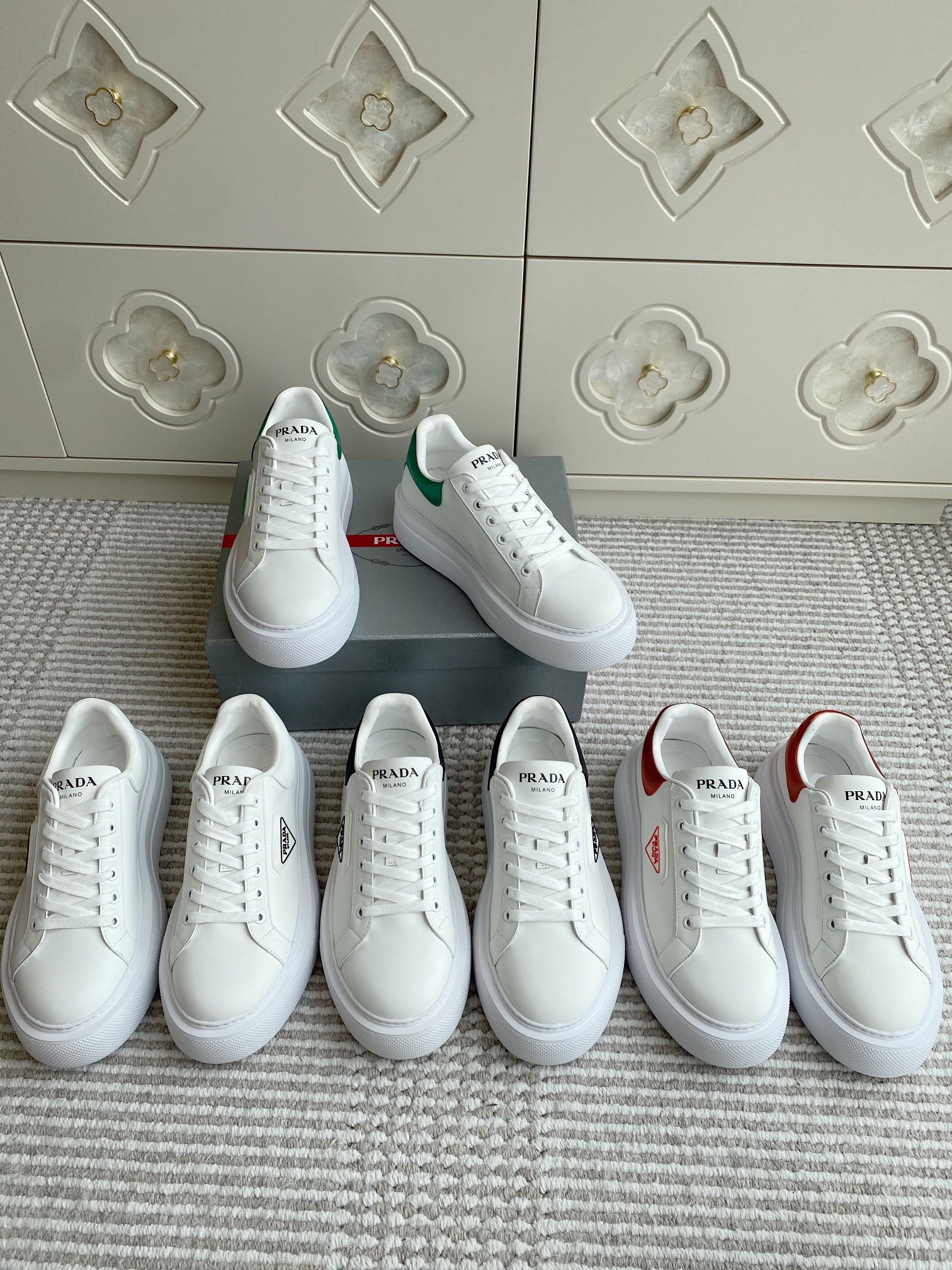 NO:403129,rada·Couple Style·Thick Sole White Shoes·35-45, Casual Shoes/Sports Shoes, Prada, Sneakers19860909rada·情侣款·厚底小白鞋·35-45,休闲鞋/运动鞋,prada,sneakers,Women's Shoes