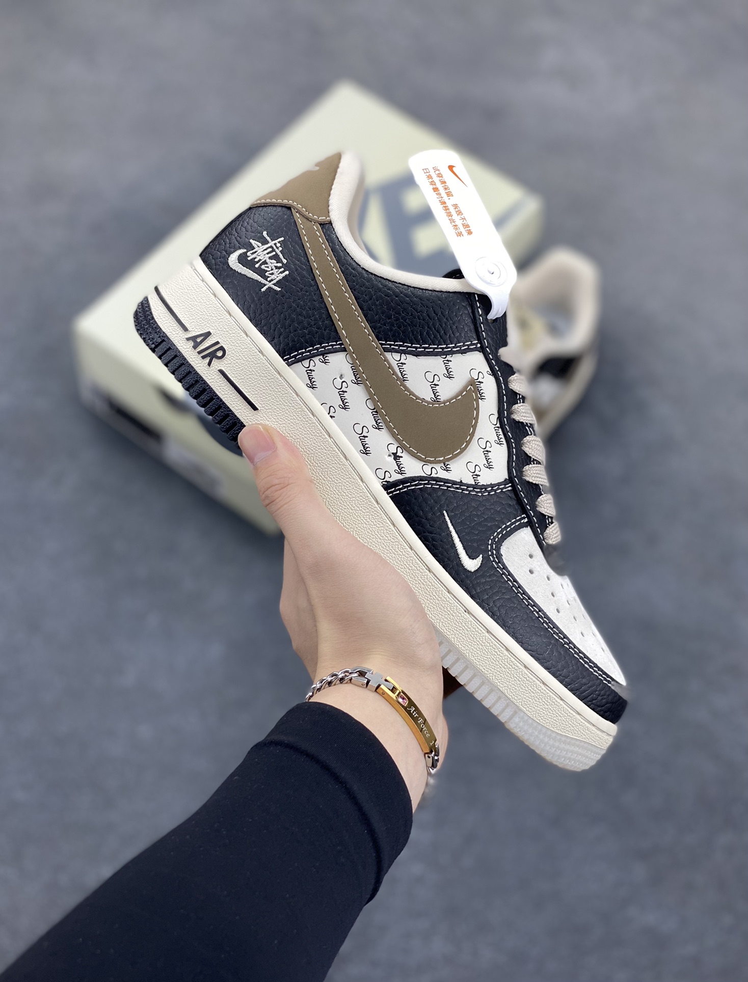 NIke Air Force 1 \’07 Low “斯图西联名–黑荔纹双拼底”空军一号 低帮 运动鞋 休闲鞋 折边针车 工艺难度大 原楦头原纸板 原装鞋盒 定制五金配件 内置全掌气垫 原厂鞋底 货号:CH6336-519 尺码:36 36.5 37.5 38 38.5 39 40 40.5 41 42 42.5 43 44 44.5 45-选品中心