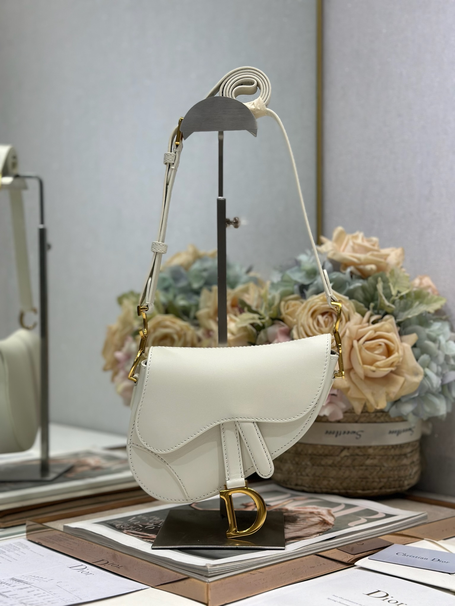 Dior White Mini Soft Saddle Bag with Strap - Iconic Design, Premium Leather 2 i1747729481 2216 0