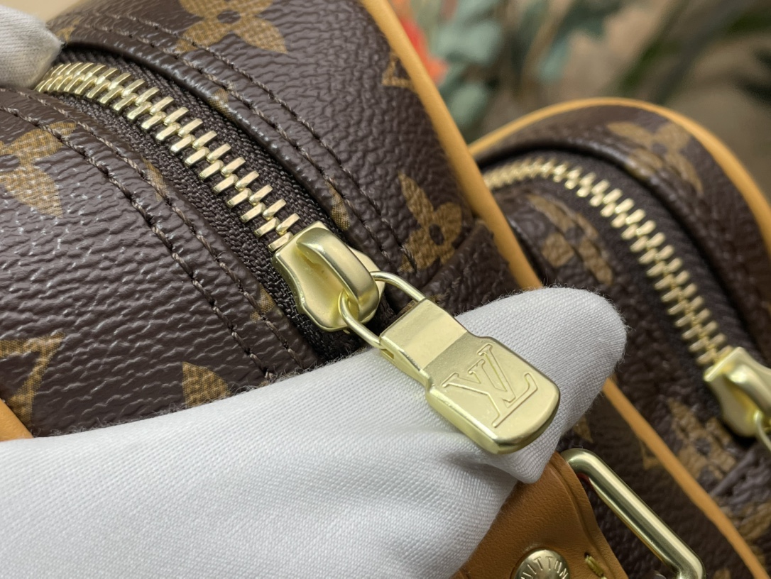 Louis Vuitton Monogram 斜挎包lv,包 5