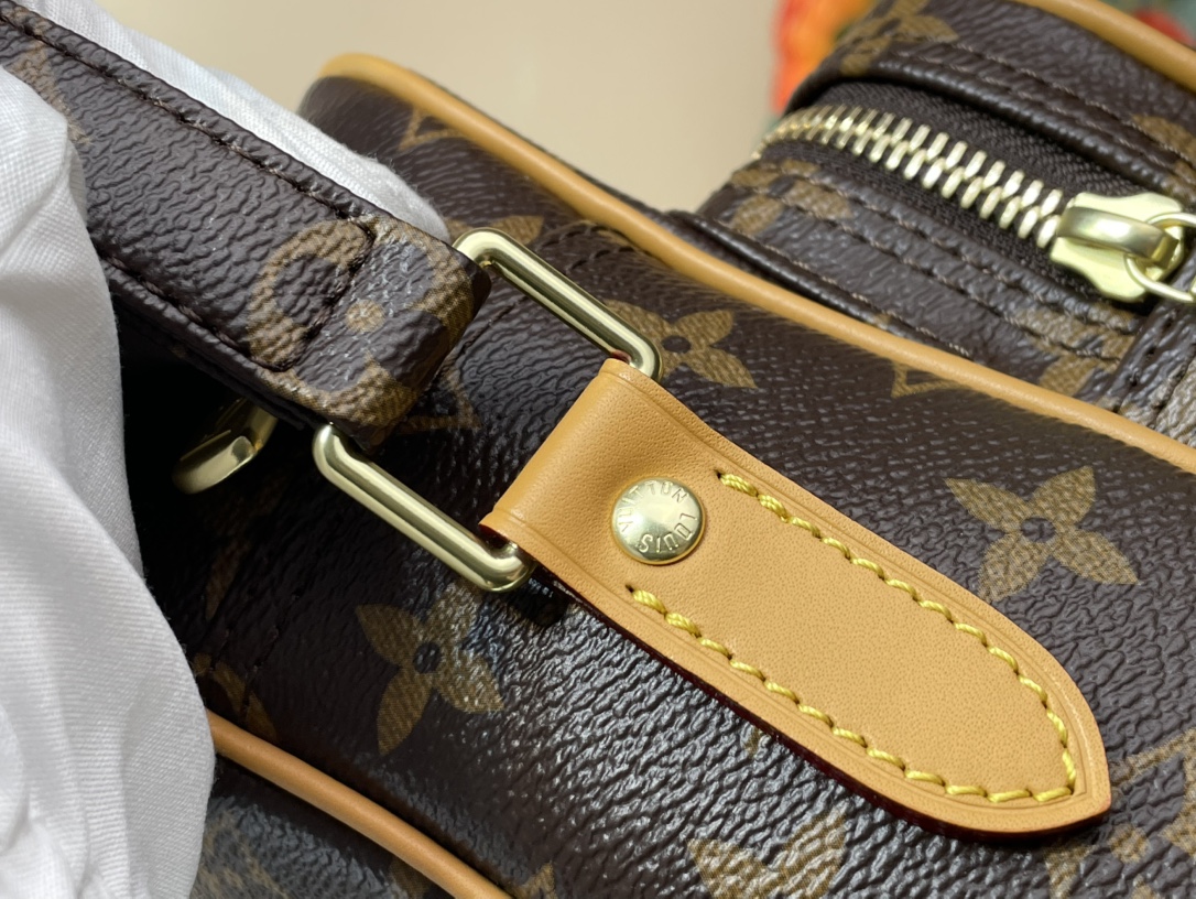 Louis Vuitton Monogram 斜挎包lv,包 6