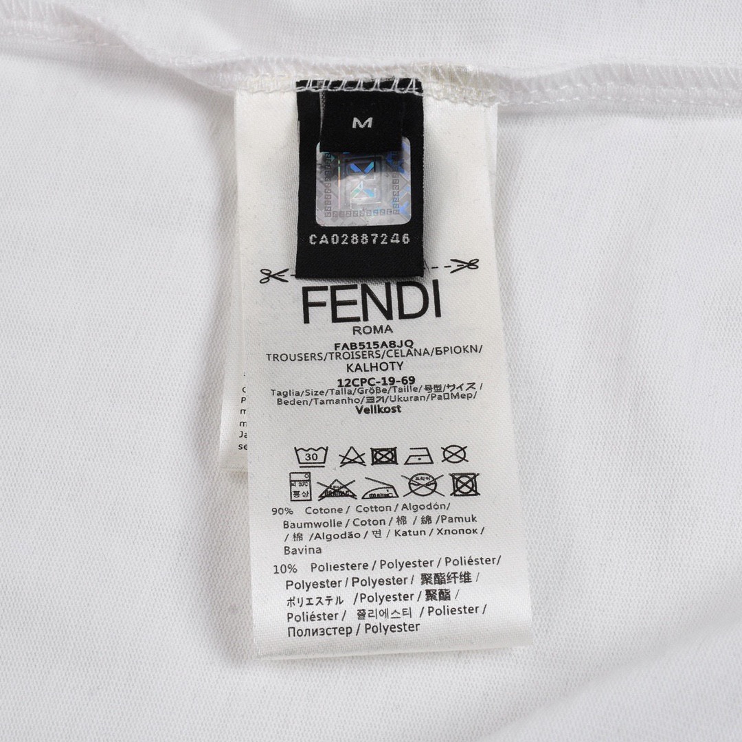 芬迪/Fendi 夏季新品 立体字母硅胶圆领短袖T恤