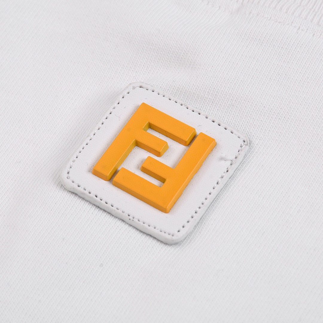 芬迪/Fendi 夏季新品 立体字母硅胶圆领短袖T恤