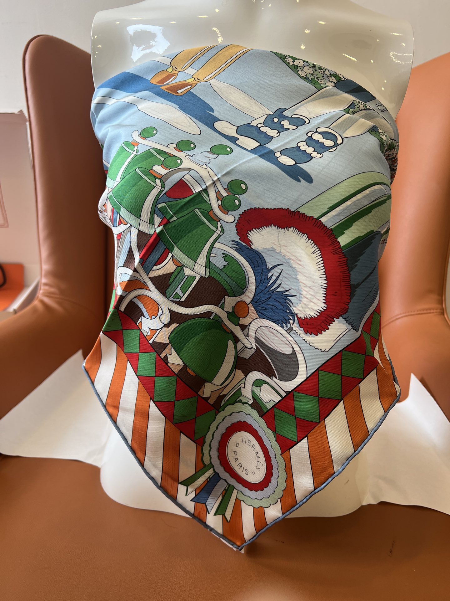 [Hermès Scarves]