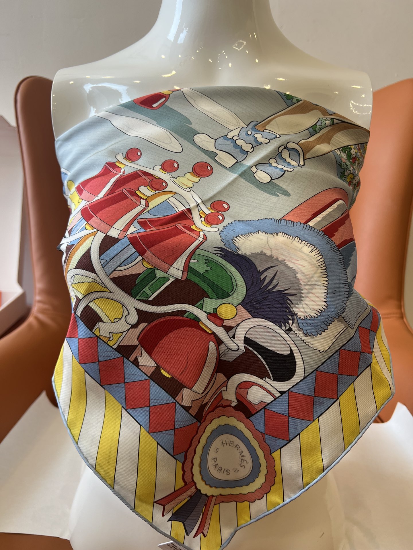 [Hermès Scarves]