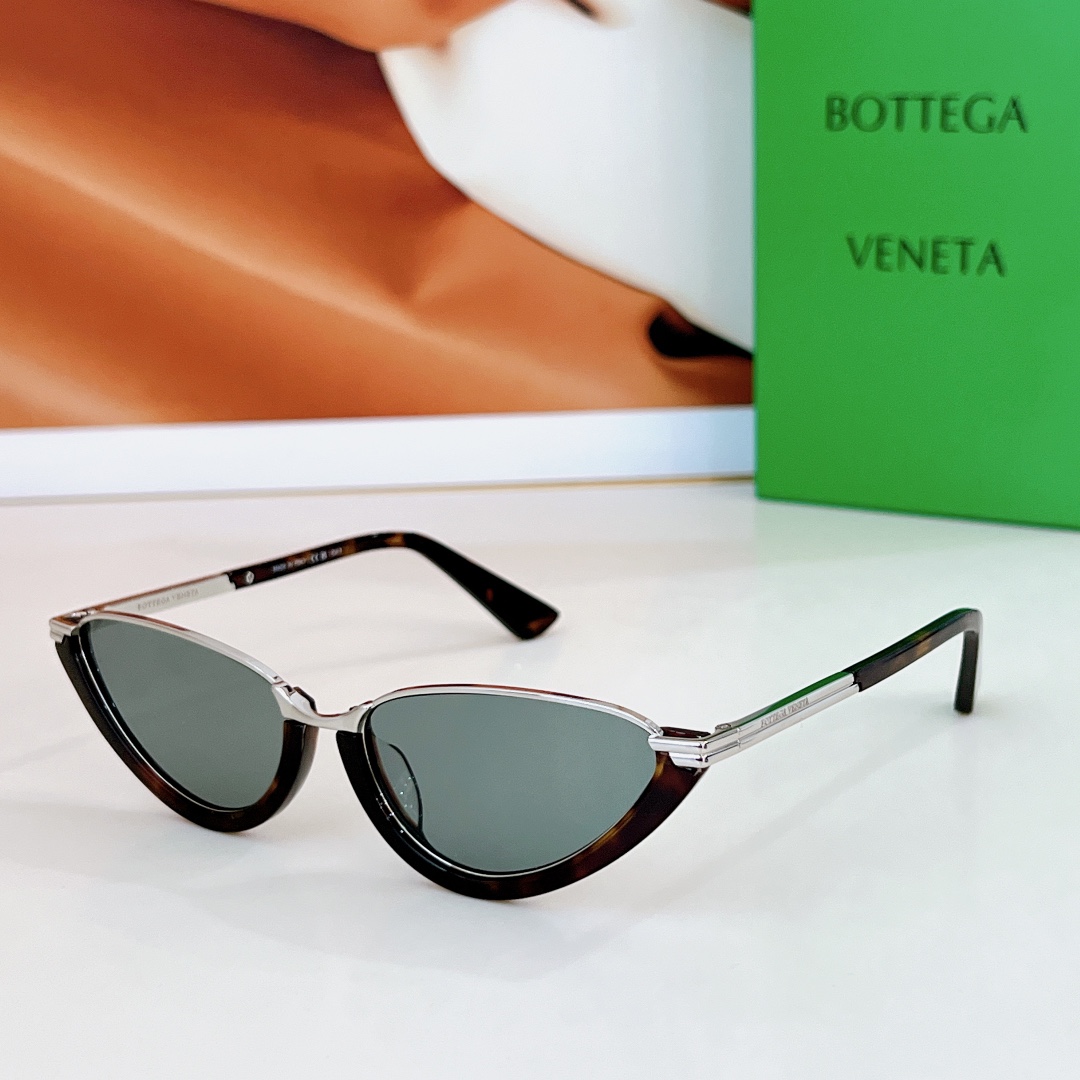  BOTTEGA VENET*
MOD：BV1346S
size：56口17-145
🔝🔝