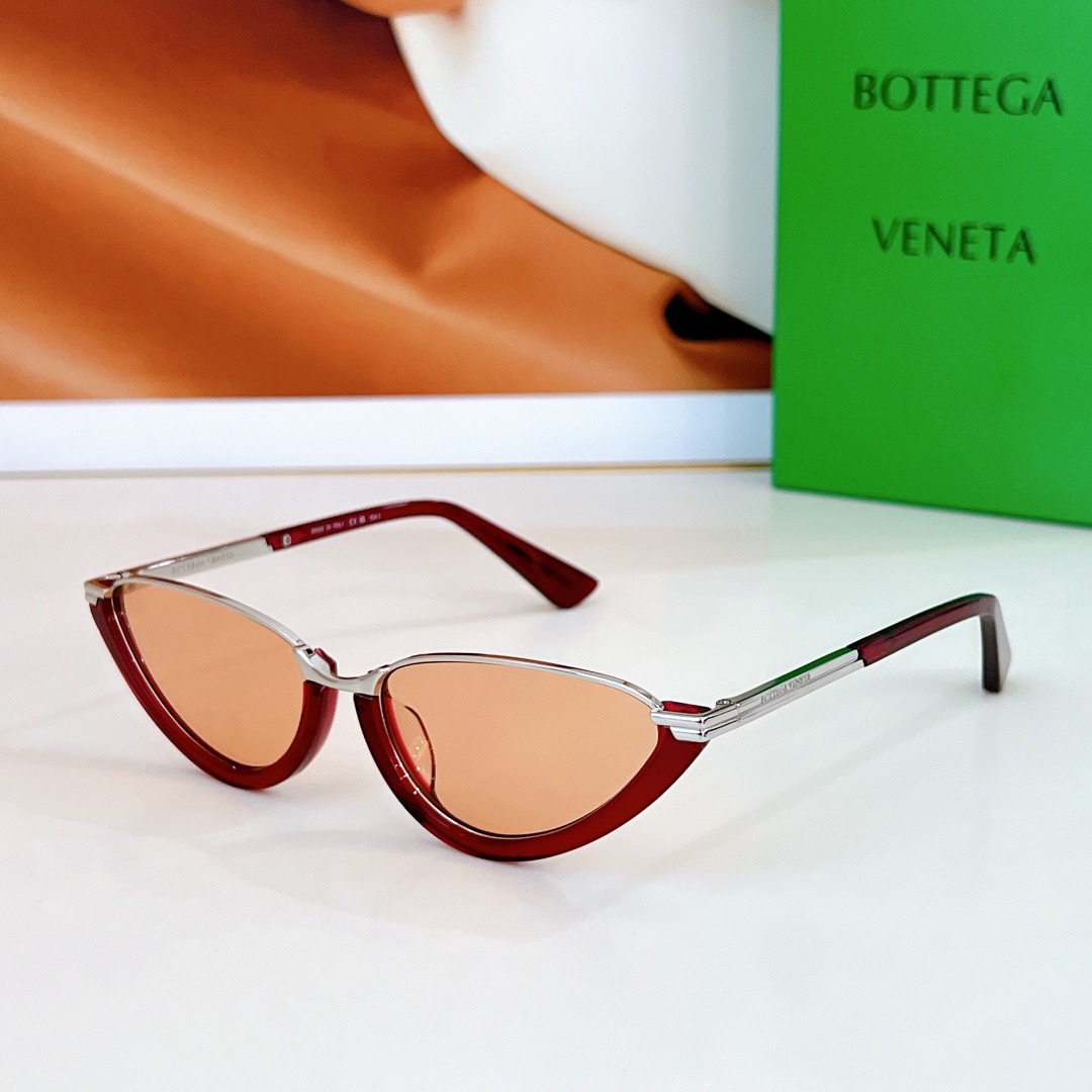  BOTTEGA VENET*
MOD：BV1346S
size：56口17-145
🔝🔝
