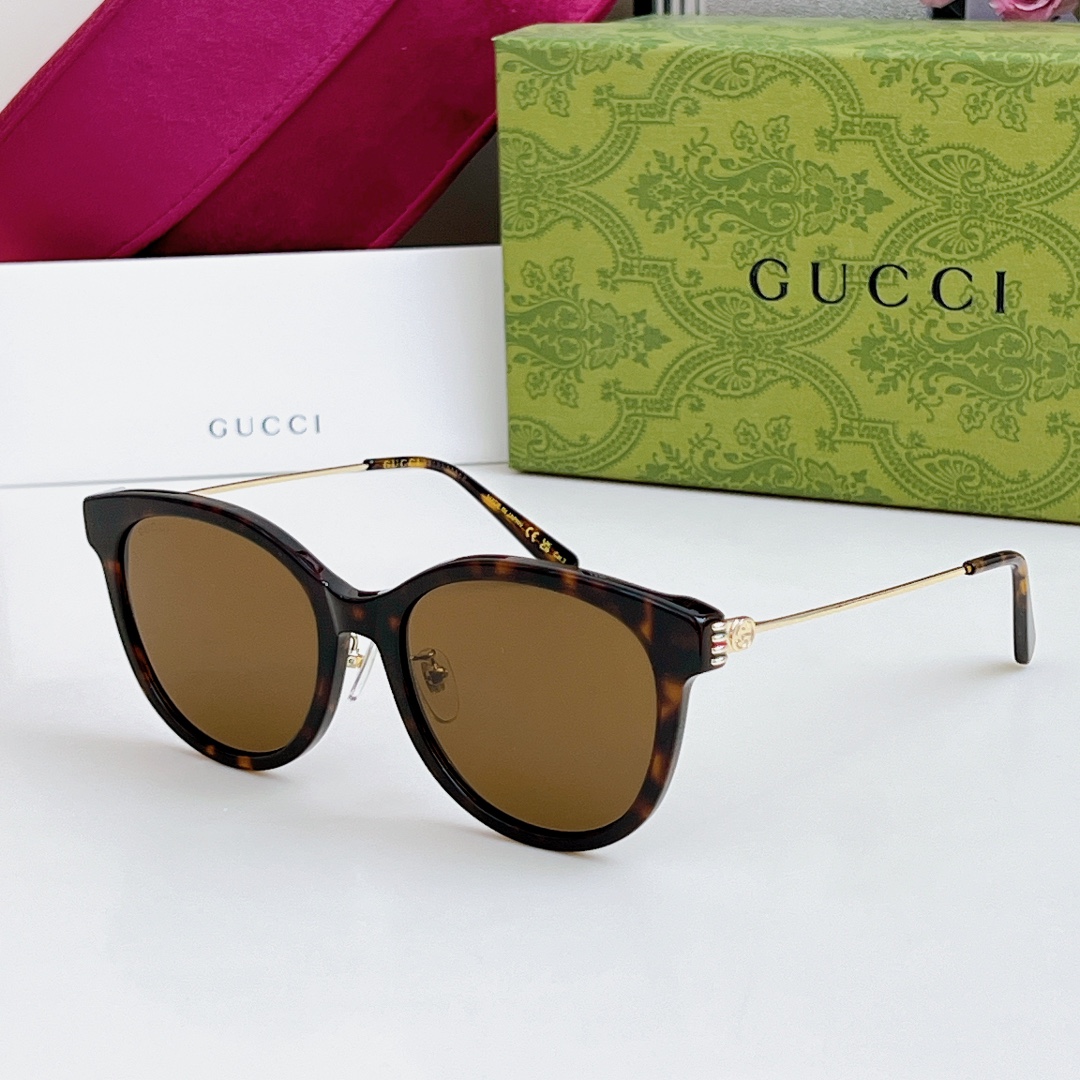  原版高品质
GUCC* 新品
MOD：GG1883SK
SIZE：56口18-145
🔝🔝