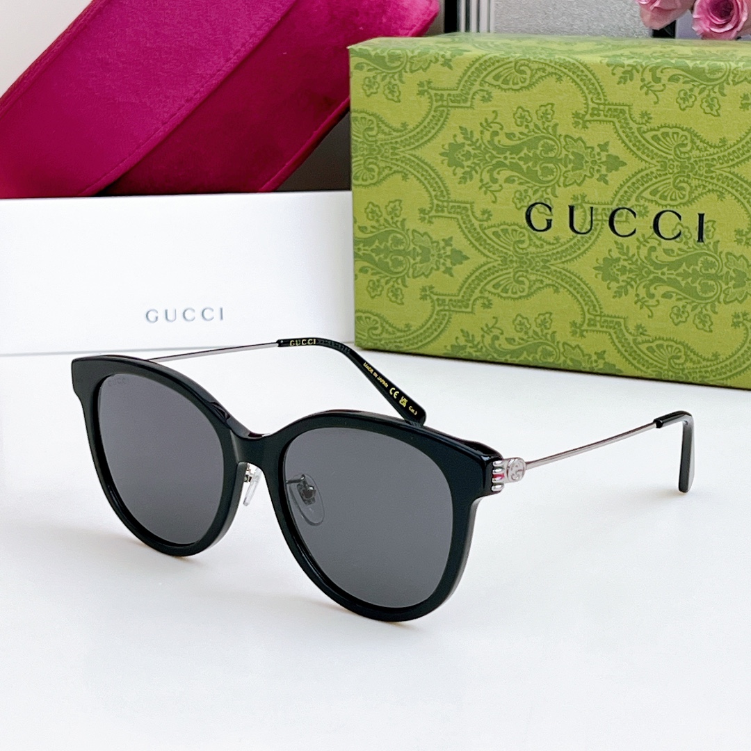  原版高品质
GUCC* 新品
MOD：GG1883SK
SIZE：56口18-145
🔝🔝