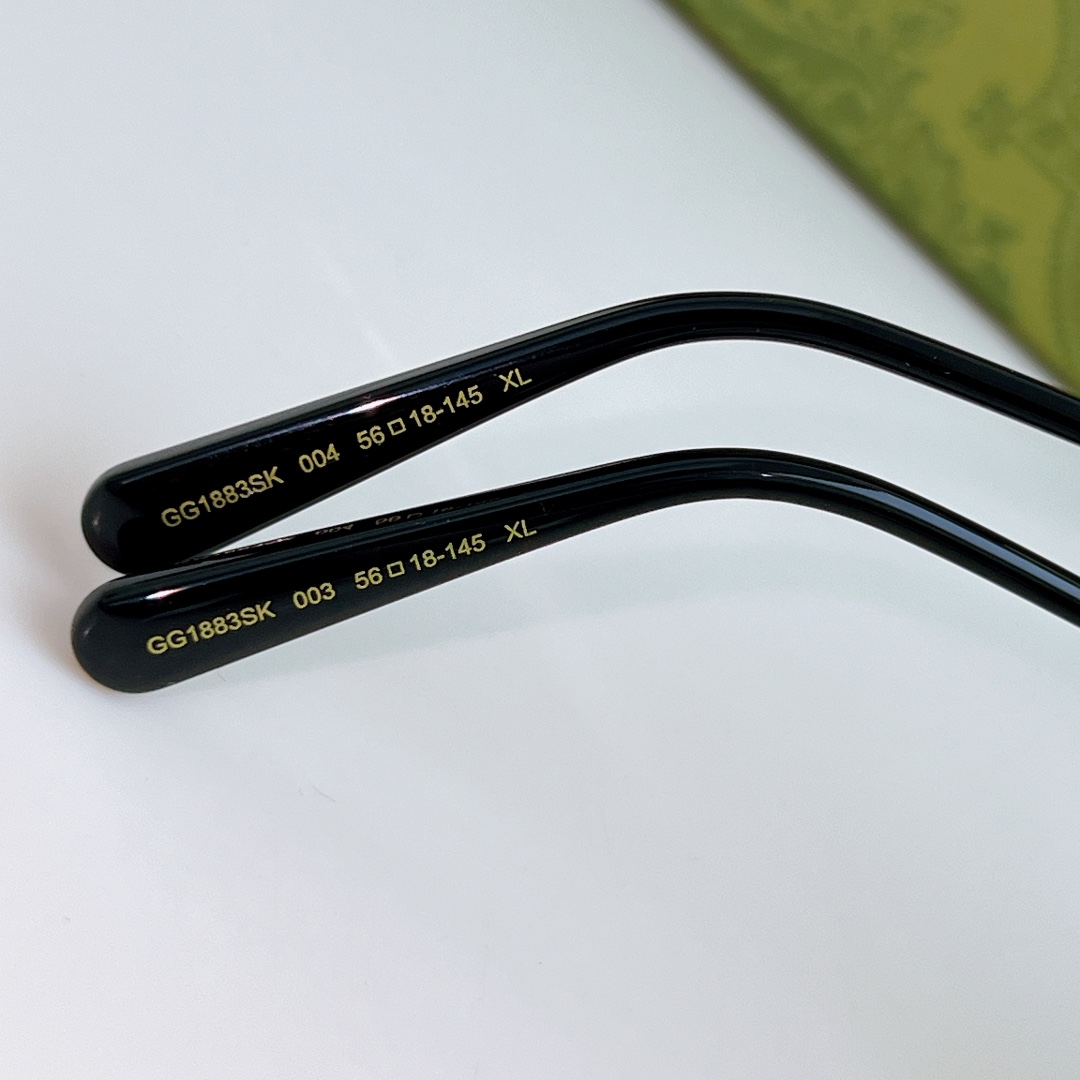  原版高品质
GUCC* 新品
MOD：GG1883SK
SIZE：56口18-145
🔝🔝