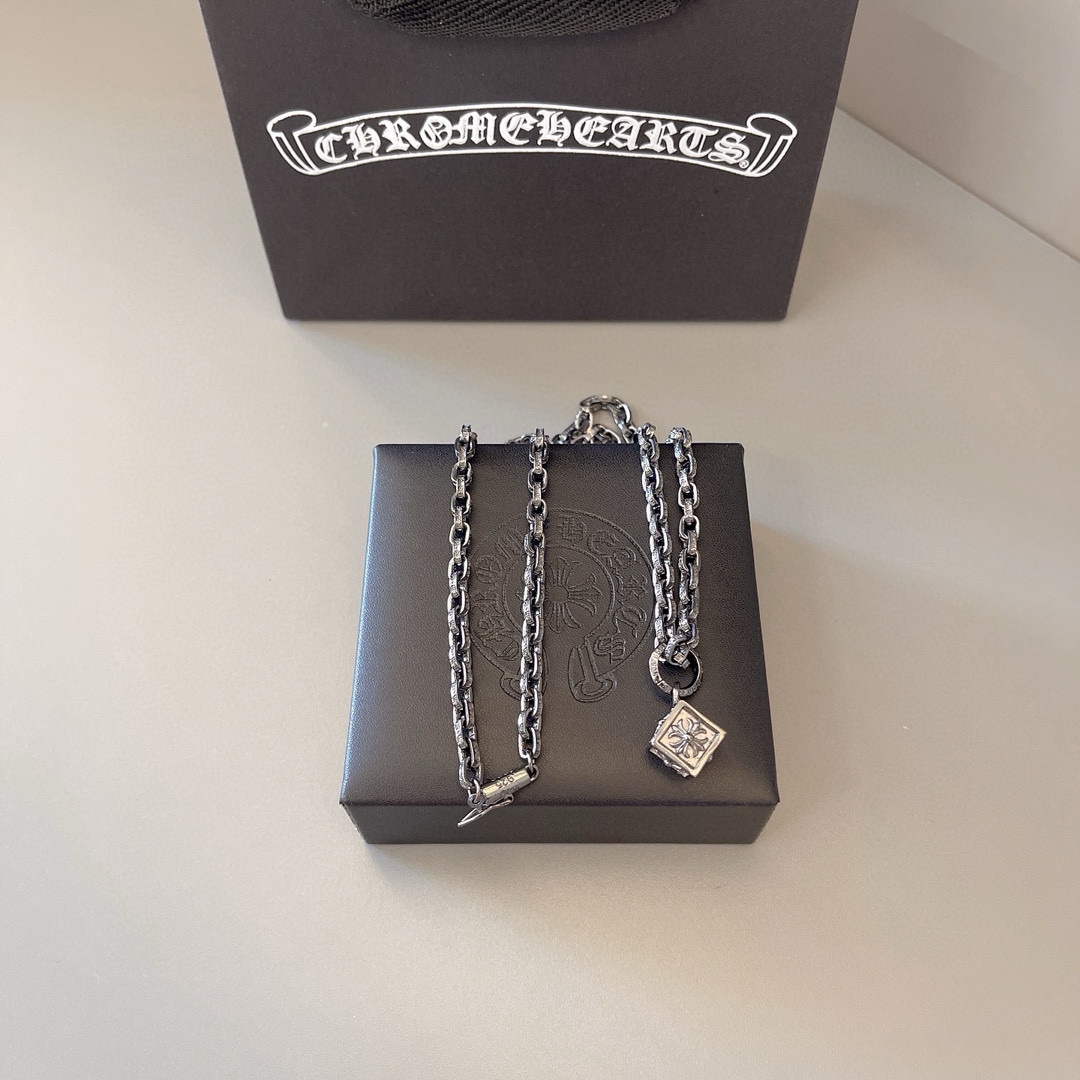 NO:583046,So handsome, the latest Chrome Hearts. No explosions, no hair. Factory direct sales. Original one-to-one replica. Chrome Hearts Black Gold Necklace, Boutique Jewelry, Chrome Hearts, Necklace19860909太帅爆了最新款克罗心 不爆不发 厂家直销 原版一比一复刻 克罗心黑金项链,饰品精品,chrome hearts,necklace,Jewelry