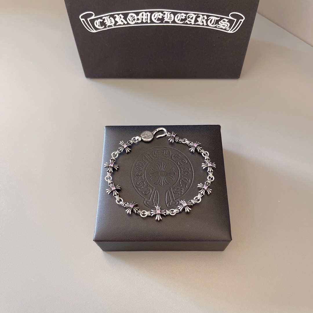 NO:575557,With purple diamonds, so handsome. The latest Chrome Hearts. No explosions. Factory direct sales. Original one-to-one replica. Chrome Hearts Bracelet, jewelry boutique, chrome hearts, bracelet.19860909带紫色钻 太帅爆了最新款克罗心 不爆不发 厂家直销 原版一比一复刻 克罗心手链,饰品精品,chrome hearts,bracelet,Jewelry