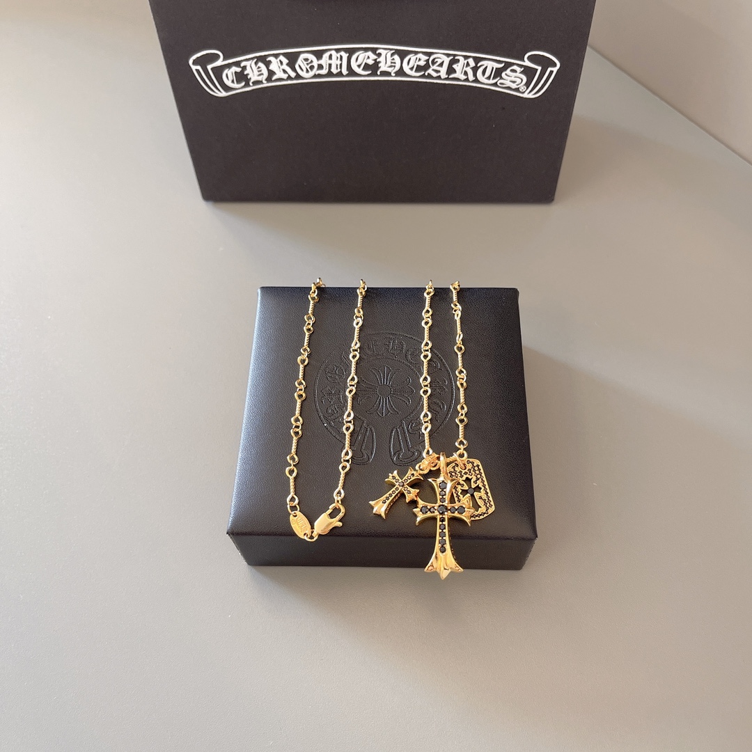 NO:583058,With black diamonds, so handsome. The latest Chrome Hearts. No explosions. Direct sales from the manufacturer. Original one-to-one replica. Chrome Hearts Gold Necklace, fine jewelry, chrome hearts, necklace, gold.19860909带黑色钻 太帅爆了最新款克罗心 不爆不发 厂家直销 原版一比一复刻 克罗心黄金项链,饰品精品,chrome hearts,necklace,gold,Jewelry