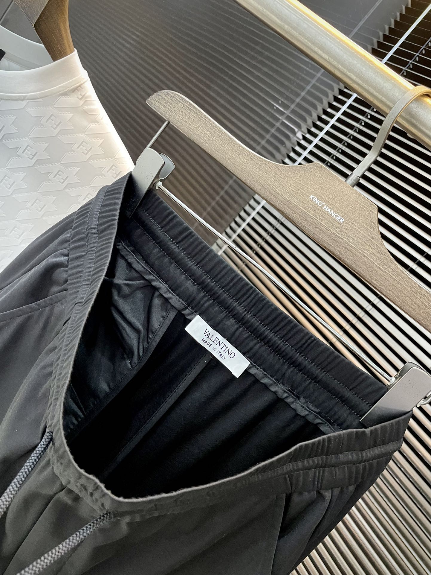 VLTN Spring 2025 Summer Shorts: Custom-made, Comfortable, High-End, Imported Twirl Fabric. - 图片 8
