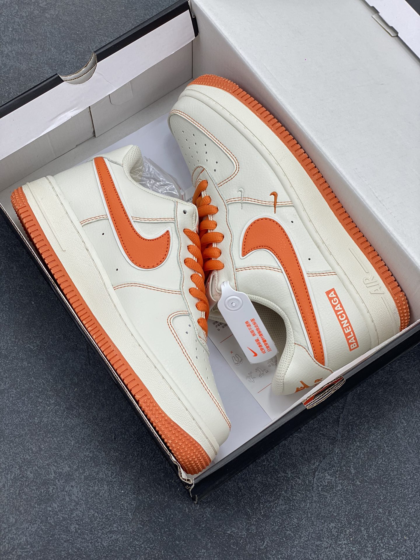 图片[9]-高端定制 BALENCIAGA×Nike Air Force 1\’07 Low 联名三勾 米橙空军一号低帮休闲版鞋 定制皮料 原楦头原纸板 纯正空军版型 内置全掌气垫 货号：FR0538-092 尺码：36 36.5 37.5 38 38.8 39 40 40.5 41 42 42.5 43 44 44.5 45-选品中心