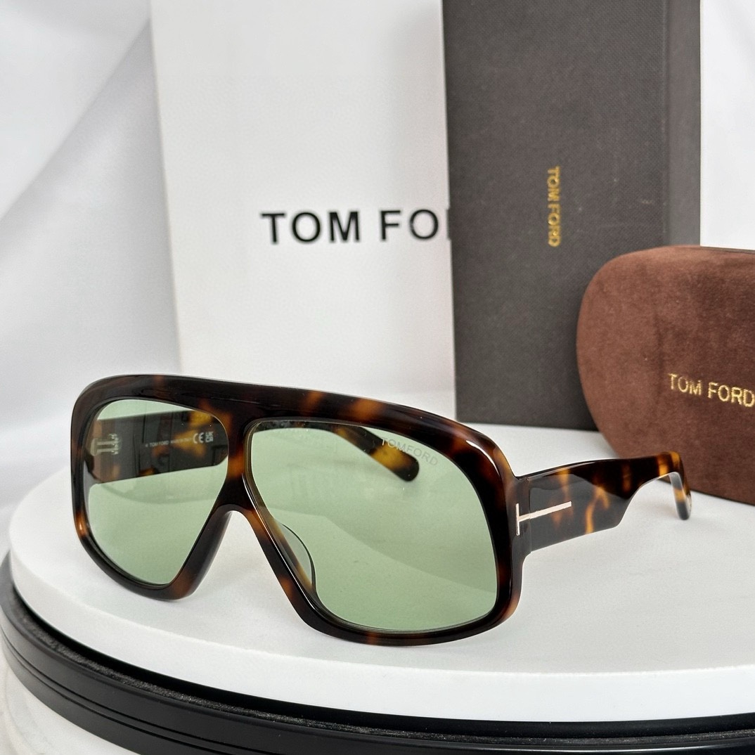  ‼️TOM FOR*🎈
官网款 高品质大框镜👍
MODEL：FT0965